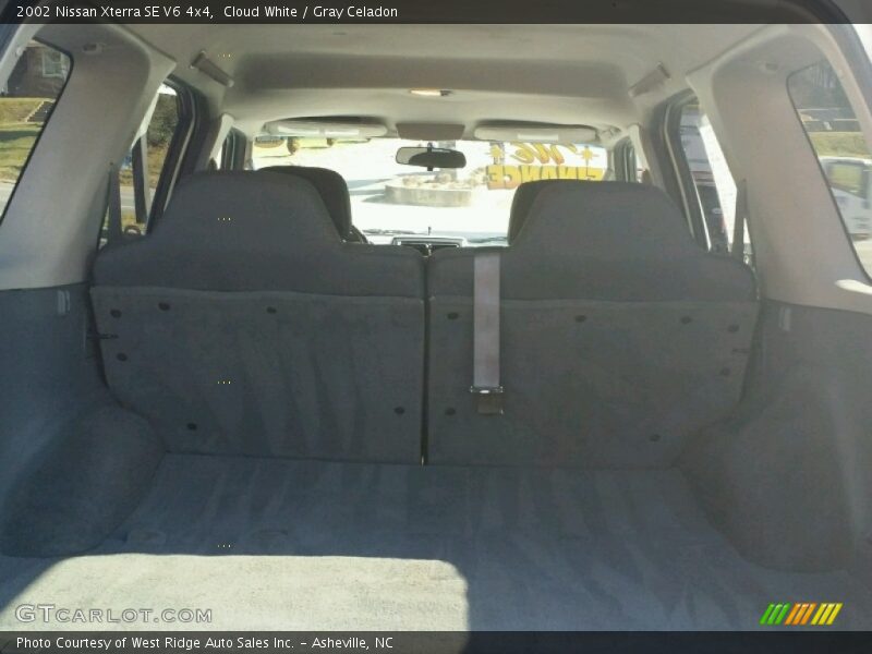 Cloud White / Gray Celadon 2002 Nissan Xterra SE V6 4x4