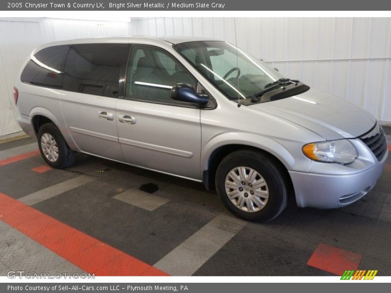 Bright Silver Metallic / Medium Slate Gray 2005 Chrysler Town & Country LX