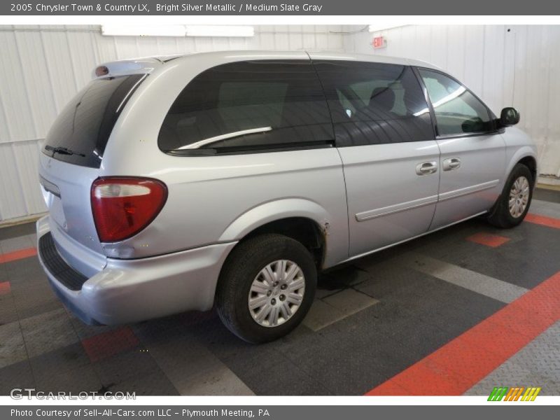 Bright Silver Metallic / Medium Slate Gray 2005 Chrysler Town & Country LX