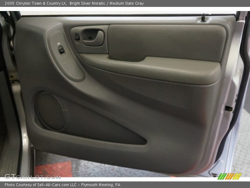 Bright Silver Metallic / Medium Slate Gray 2005 Chrysler Town & Country LX
