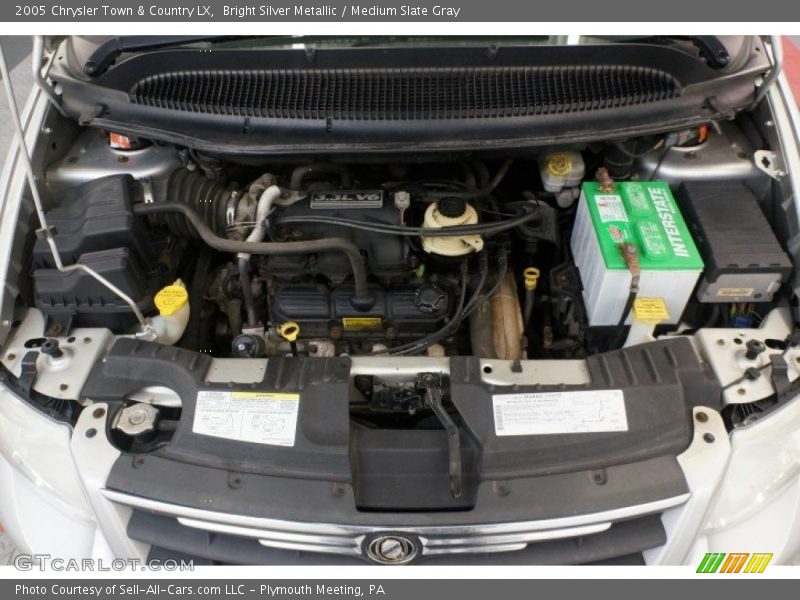 Bright Silver Metallic / Medium Slate Gray 2005 Chrysler Town & Country LX