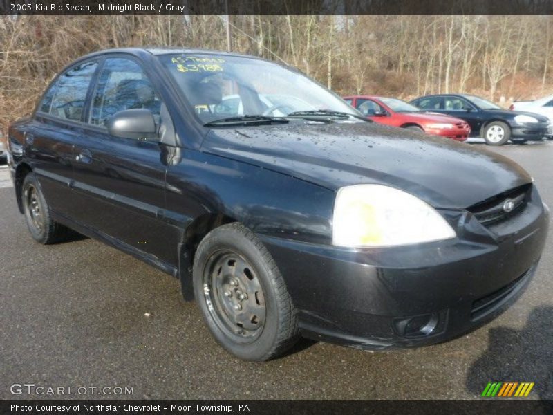 Midnight Black / Gray 2005 Kia Rio Sedan