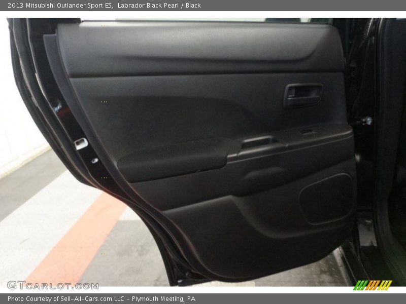 Labrador Black Pearl / Black 2013 Mitsubishi Outlander Sport ES