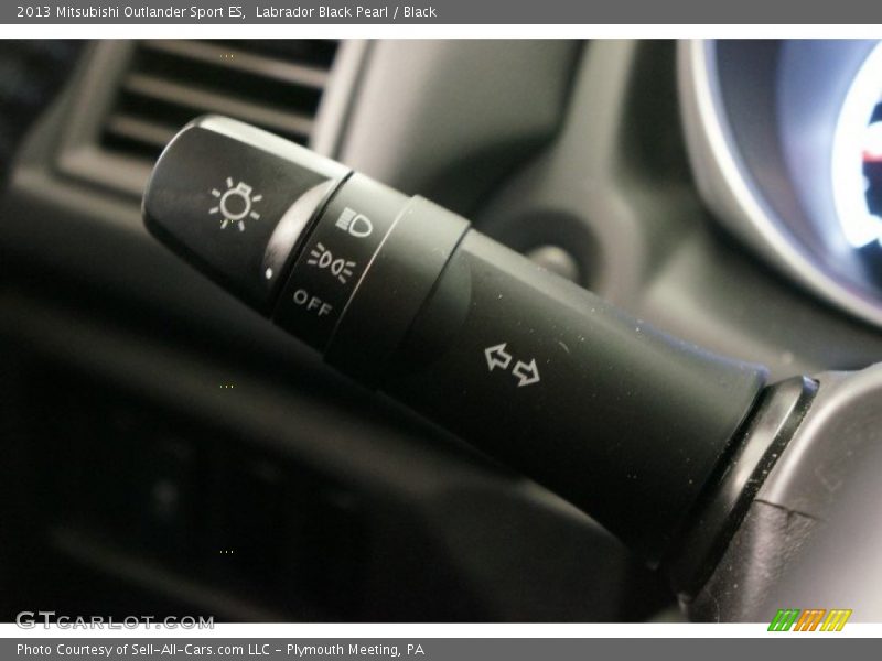 Labrador Black Pearl / Black 2013 Mitsubishi Outlander Sport ES