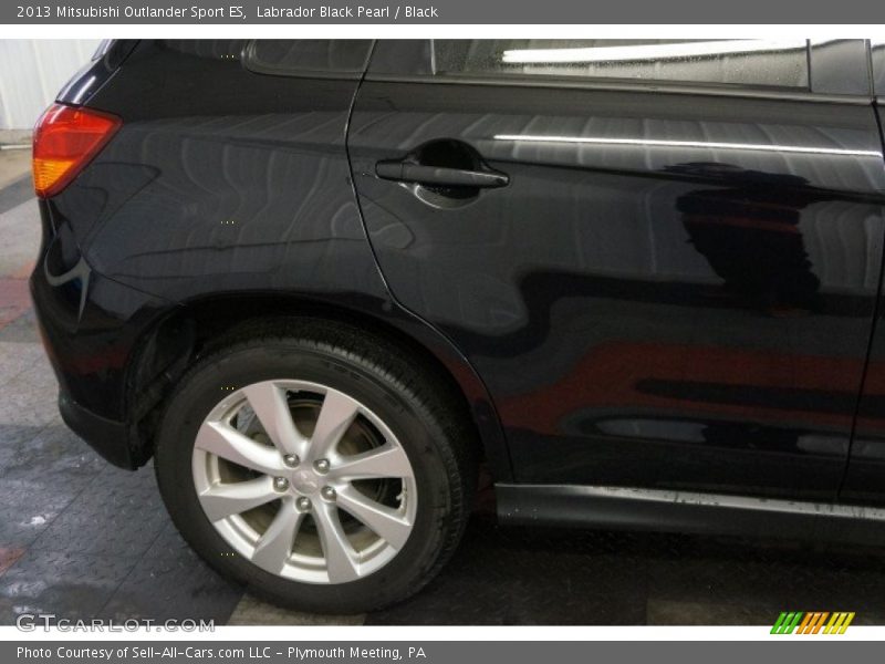 Labrador Black Pearl / Black 2013 Mitsubishi Outlander Sport ES