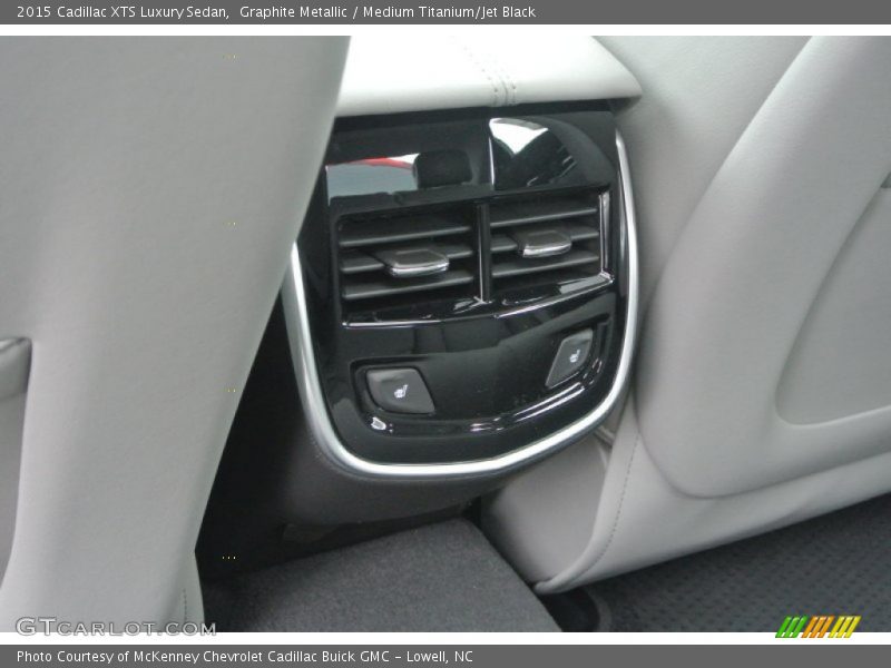 Graphite Metallic / Medium Titanium/Jet Black 2015 Cadillac XTS Luxury Sedan