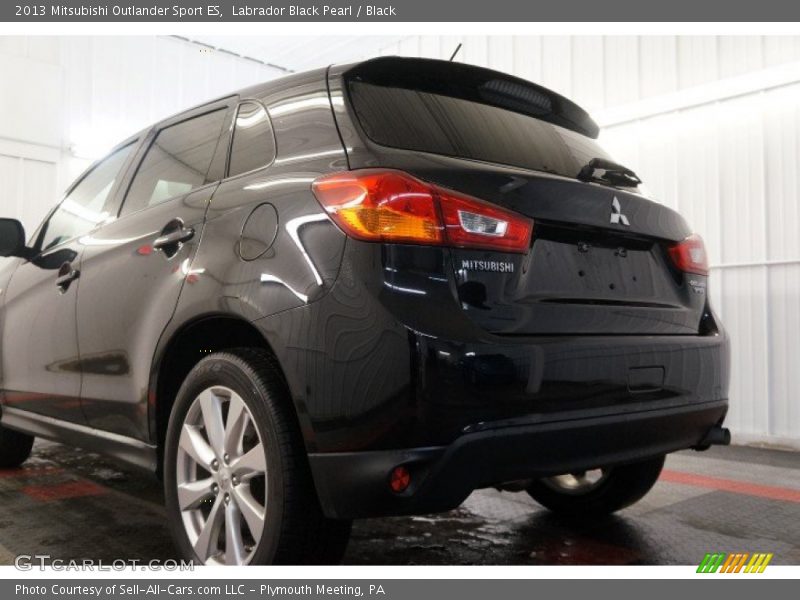 Labrador Black Pearl / Black 2013 Mitsubishi Outlander Sport ES