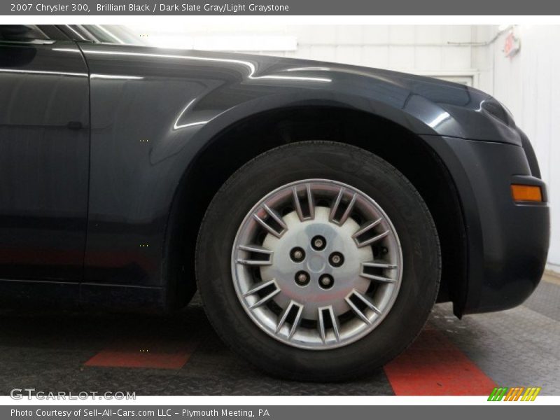 Brilliant Black / Dark Slate Gray/Light Graystone 2007 Chrysler 300