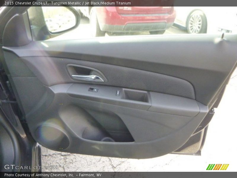 Tungsten Metallic / Jet Black/Medium Titanium 2015 Chevrolet Cruze LT