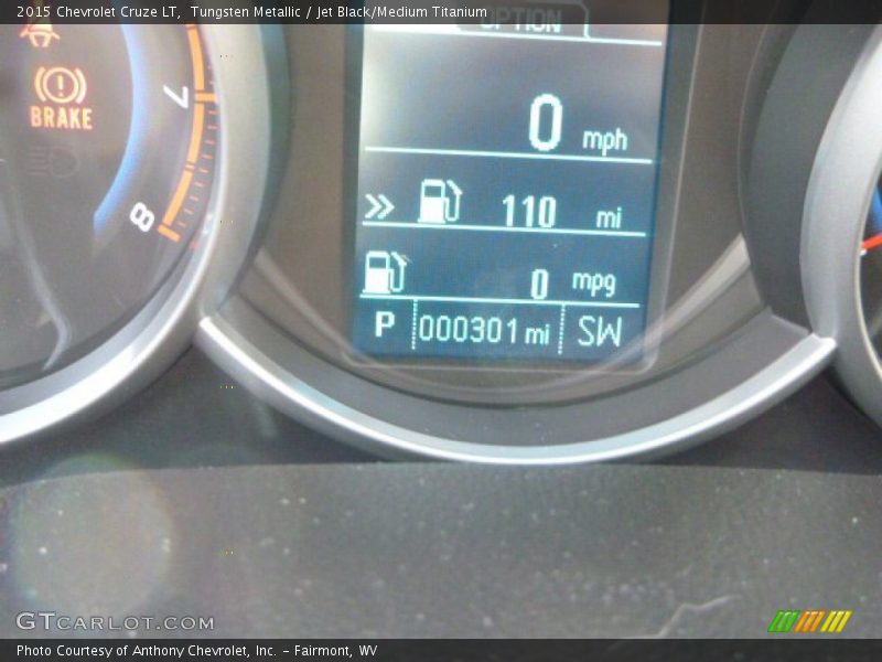 Tungsten Metallic / Jet Black/Medium Titanium 2015 Chevrolet Cruze LT
