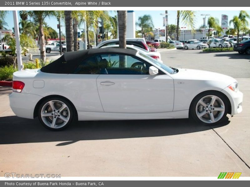 Alpine White / Black 2011 BMW 1 Series 135i Convertible