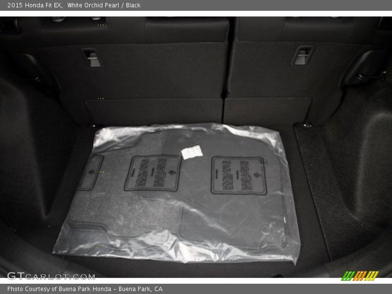 White Orchid Pearl / Black 2015 Honda Fit EX