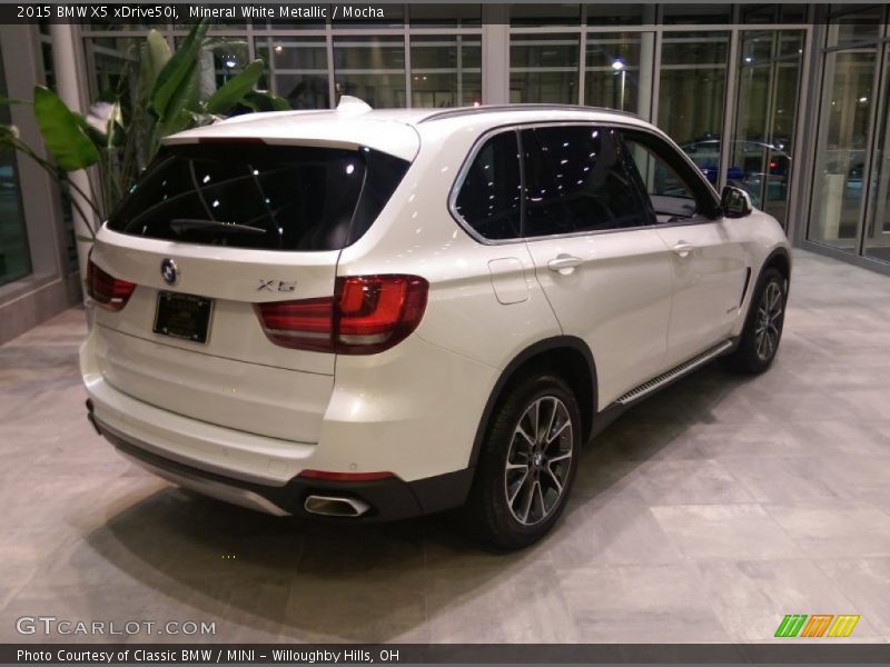  2015 X5 xDrive50i Mineral White Metallic