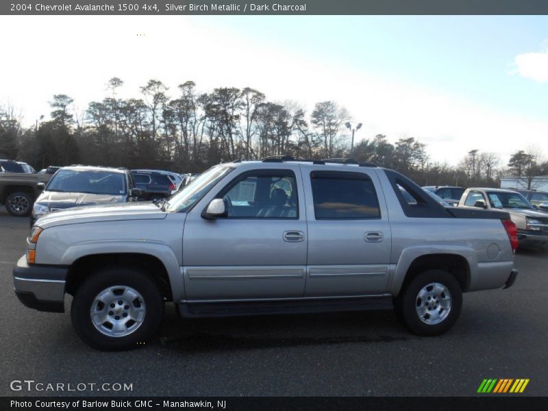 Silver Birch Metallic / Dark Charcoal 2004 Chevrolet Avalanche 1500 4x4