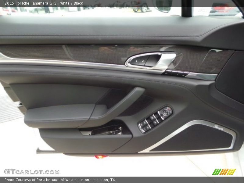 Door Panel of 2015 Panamera GTS