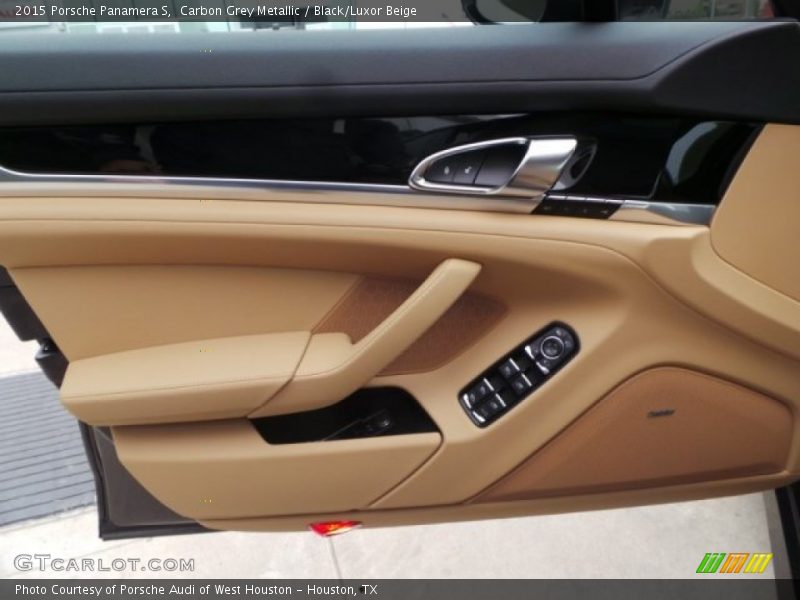 Door Panel of 2015 Panamera S