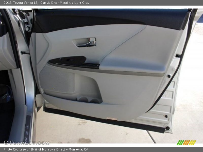 Classic Silver Metallic / Light Gray 2013 Toyota Venza LE