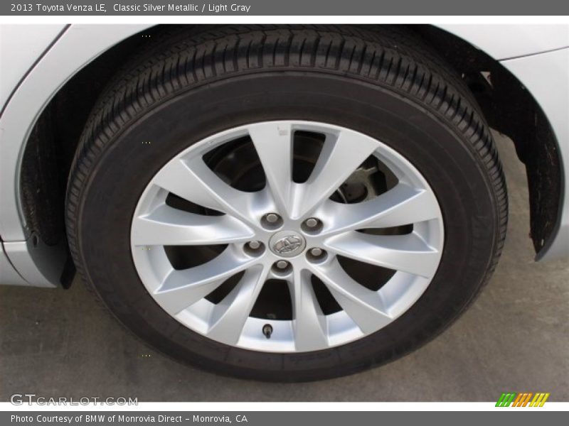 Classic Silver Metallic / Light Gray 2013 Toyota Venza LE