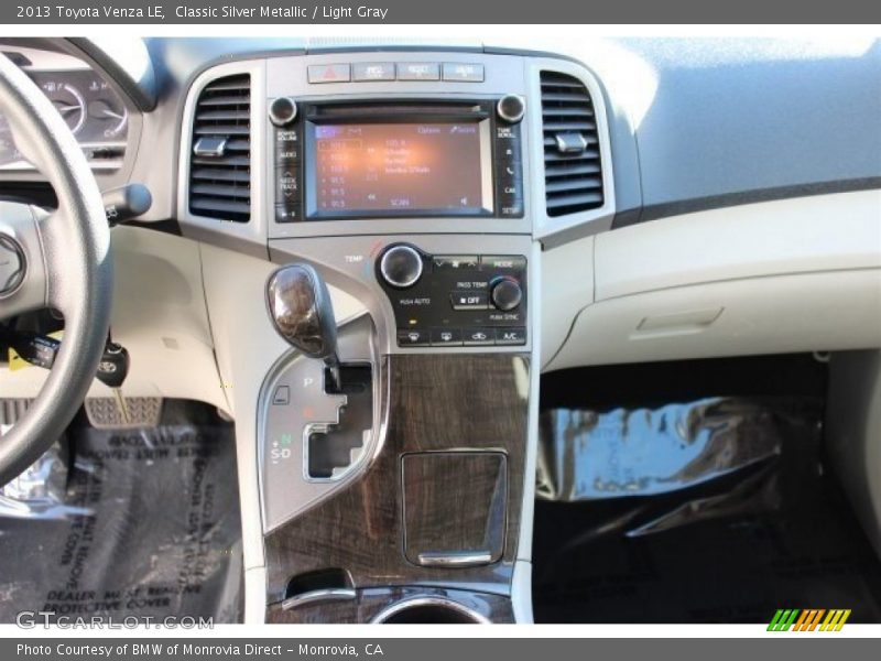 Classic Silver Metallic / Light Gray 2013 Toyota Venza LE