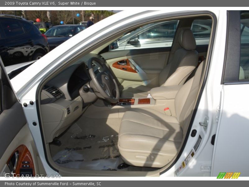 Super White / Bisque 2009 Toyota Camry XLE V6