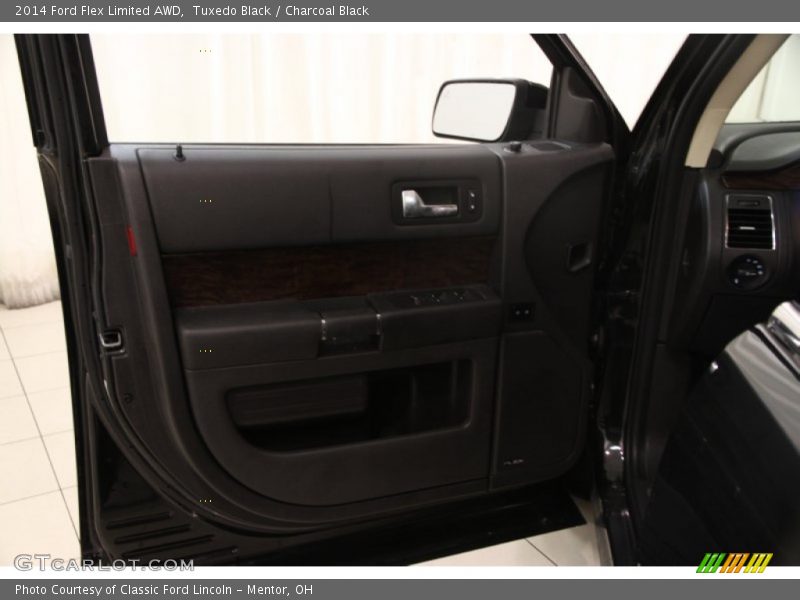 Tuxedo Black / Charcoal Black 2014 Ford Flex Limited AWD