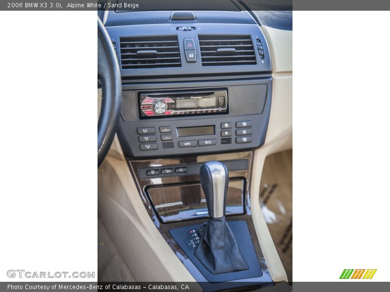 Alpine White / Sand Beige 2006 BMW X3 3.0i