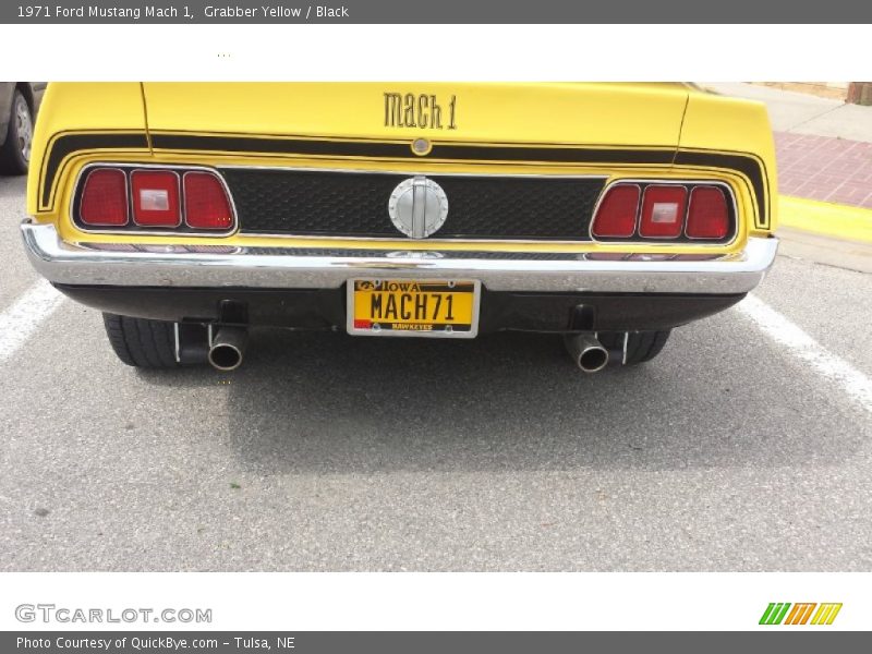 Grabber Yellow / Black 1971 Ford Mustang Mach 1