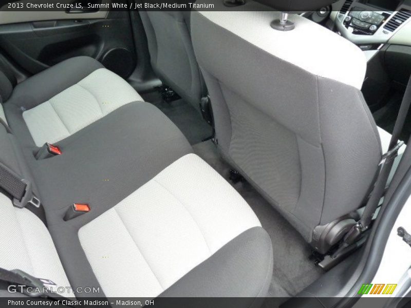 Summit White / Jet Black/Medium Titanium 2013 Chevrolet Cruze LS