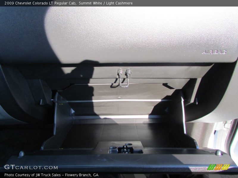 Summit White / Light Cashmere 2009 Chevrolet Colorado LT Regular Cab