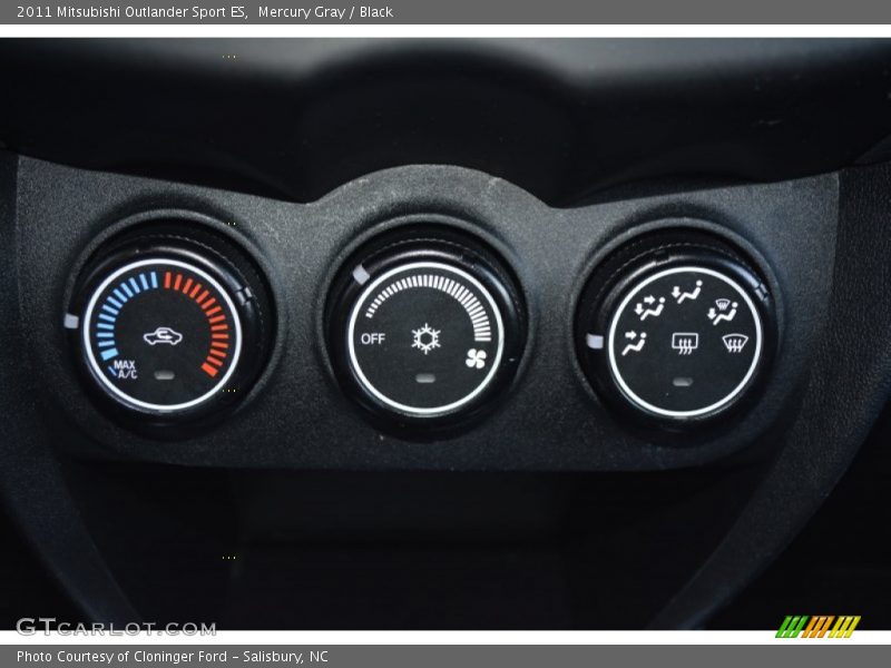 Mercury Gray / Black 2011 Mitsubishi Outlander Sport ES