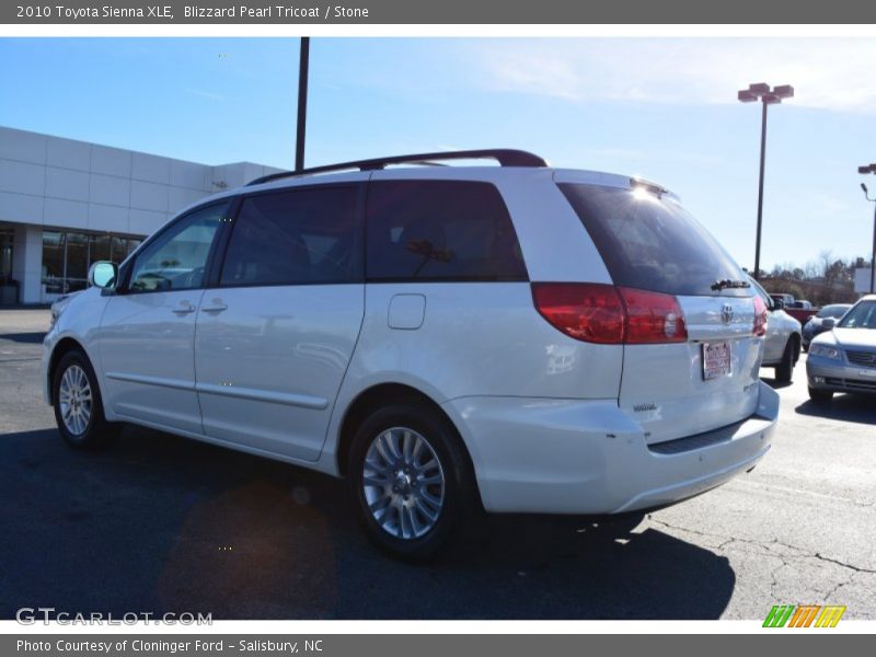 Blizzard Pearl Tricoat / Stone 2010 Toyota Sienna XLE