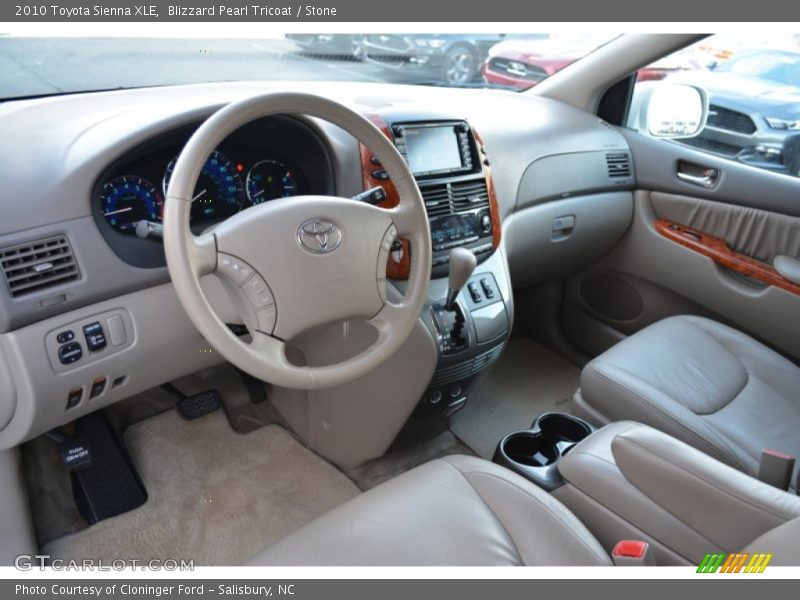 Blizzard Pearl Tricoat / Stone 2010 Toyota Sienna XLE