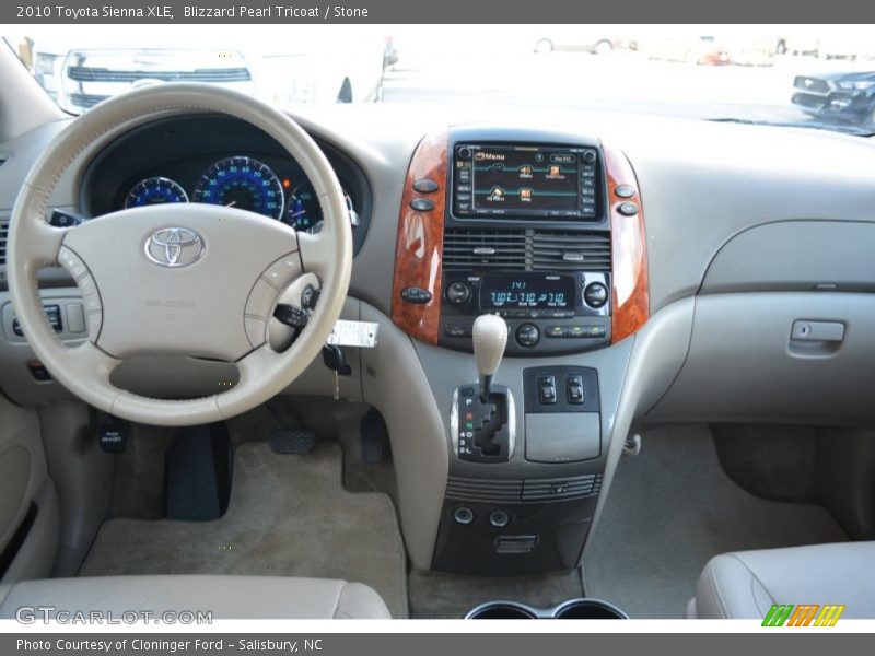 Blizzard Pearl Tricoat / Stone 2010 Toyota Sienna XLE