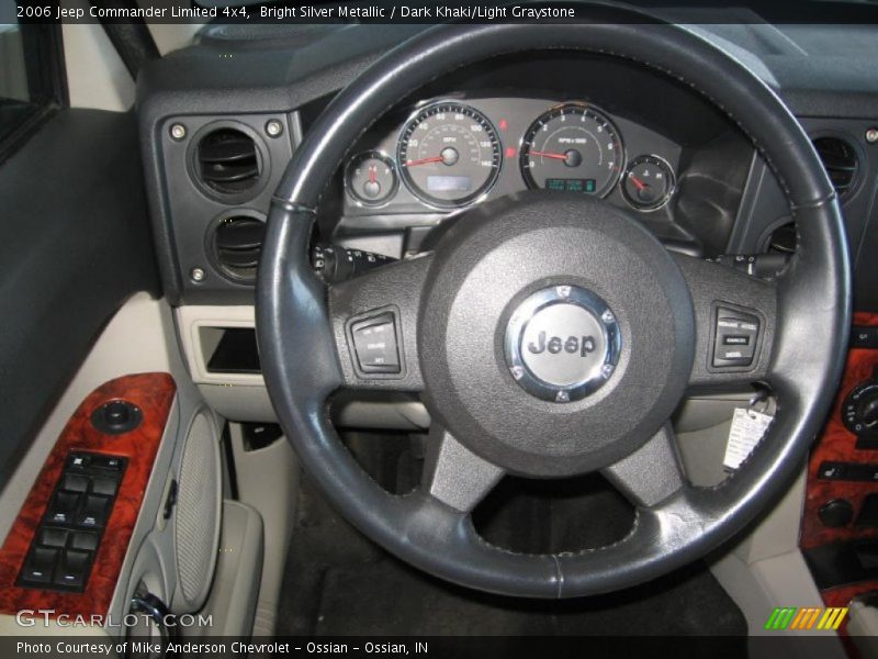 Bright Silver Metallic / Dark Khaki/Light Graystone 2006 Jeep Commander Limited 4x4
