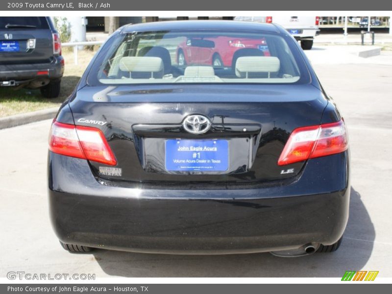 Black / Ash 2009 Toyota Camry LE