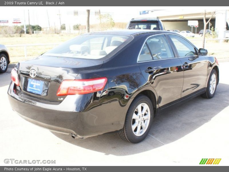 Black / Ash 2009 Toyota Camry LE