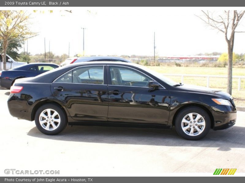 Black / Ash 2009 Toyota Camry LE