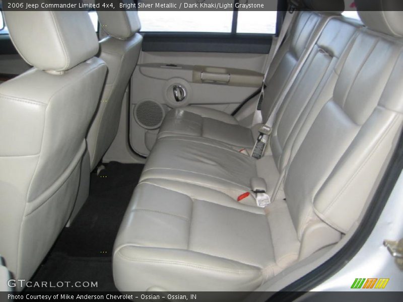 Bright Silver Metallic / Dark Khaki/Light Graystone 2006 Jeep Commander Limited 4x4