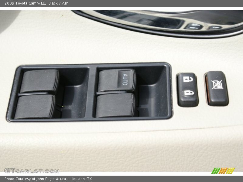 Black / Ash 2009 Toyota Camry LE