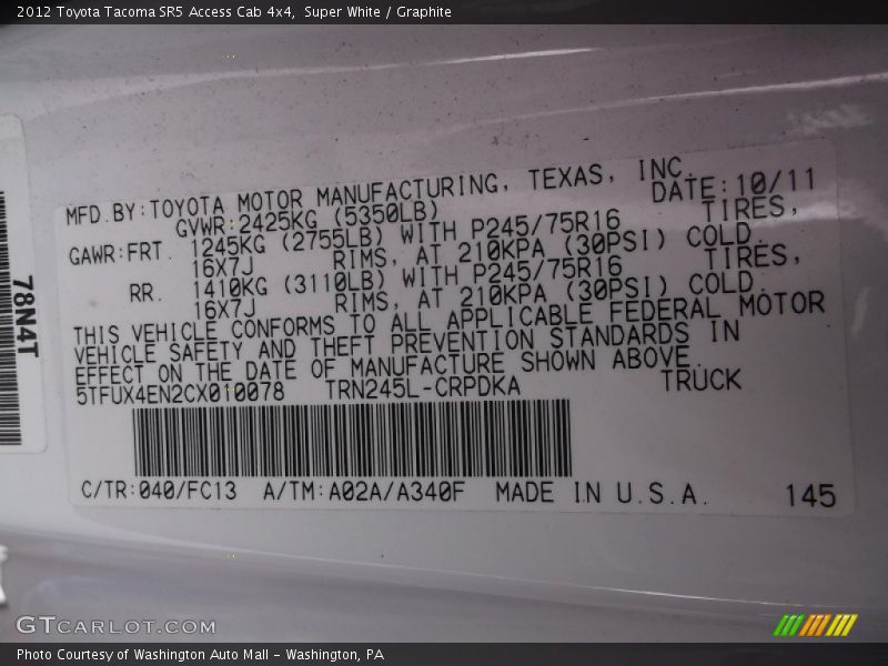 Super White / Graphite 2012 Toyota Tacoma SR5 Access Cab 4x4