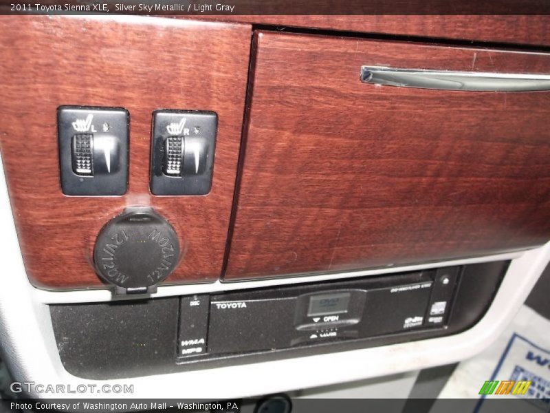 Silver Sky Metallic / Light Gray 2011 Toyota Sienna XLE
