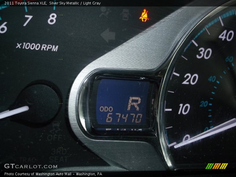 Silver Sky Metallic / Light Gray 2011 Toyota Sienna XLE