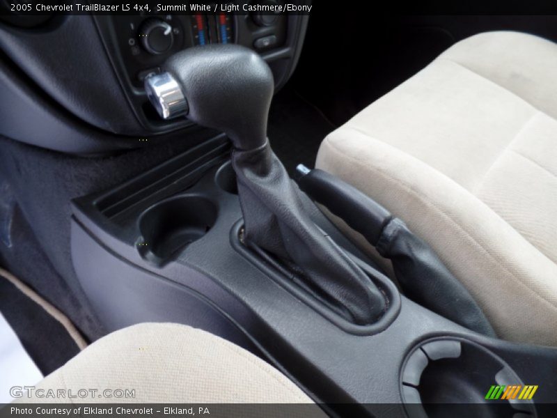 Summit White / Light Cashmere/Ebony 2005 Chevrolet TrailBlazer LS 4x4