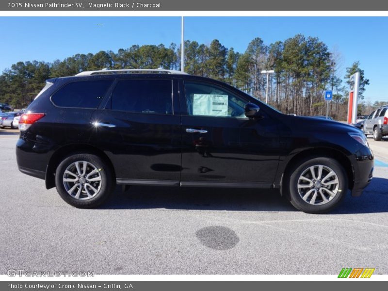 Magnetic Black / Charcoal 2015 Nissan Pathfinder SV