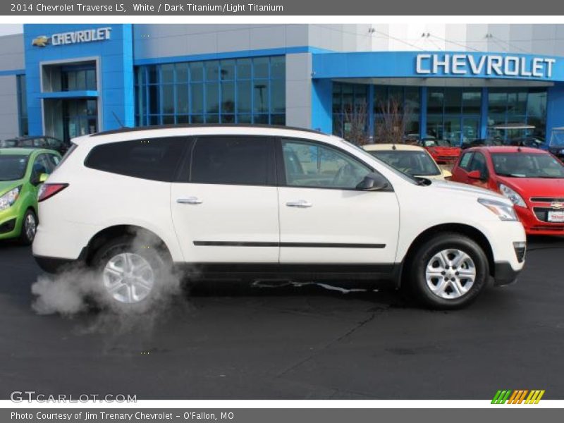 White / Dark Titanium/Light Titanium 2014 Chevrolet Traverse LS