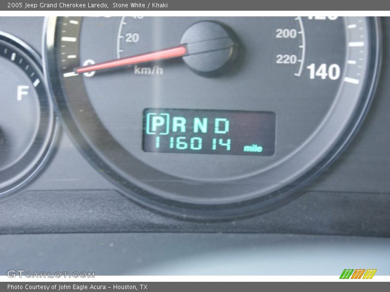 Stone White / Khaki 2005 Jeep Grand Cherokee Laredo