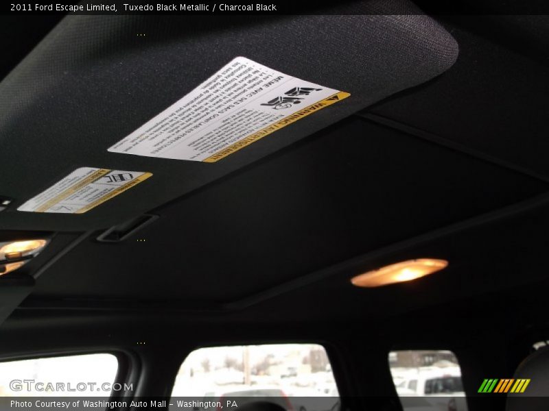 Tuxedo Black Metallic / Charcoal Black 2011 Ford Escape Limited