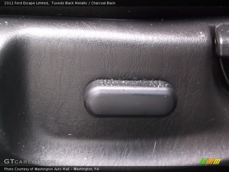 Tuxedo Black Metallic / Charcoal Black 2011 Ford Escape Limited