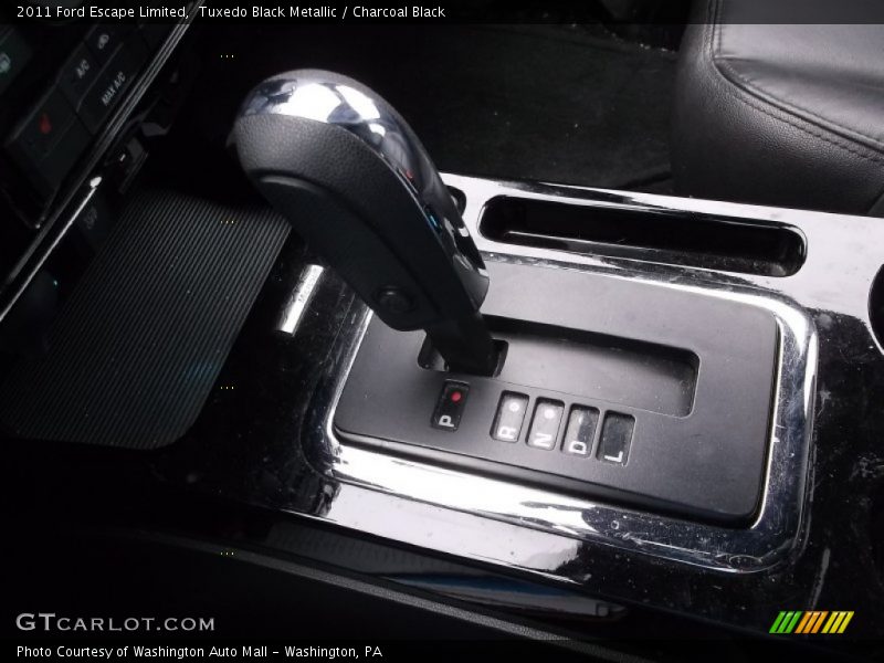Tuxedo Black Metallic / Charcoal Black 2011 Ford Escape Limited