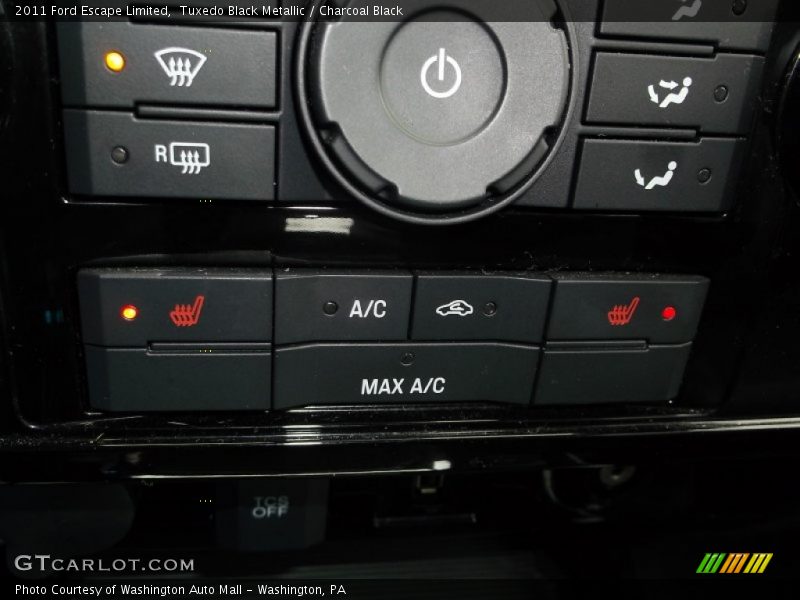 Tuxedo Black Metallic / Charcoal Black 2011 Ford Escape Limited